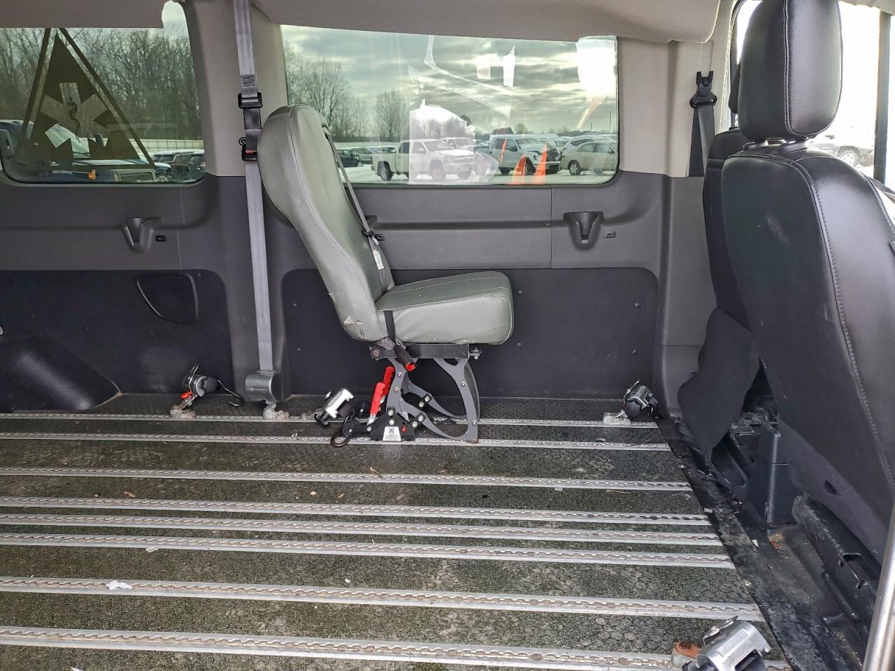2020 FORD TRANSIT DELIVERY VAN photo 11