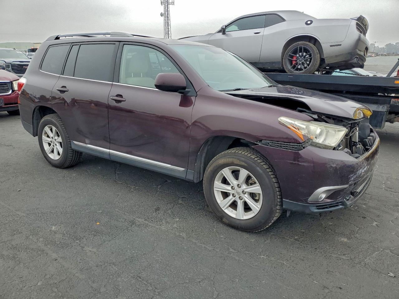 2013 TOYOTA HIGHLANDER BASE photo 4