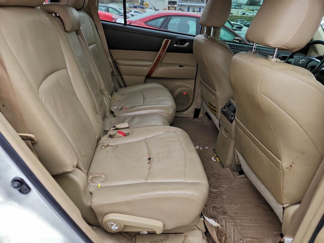 2008 TOYOTA HIGHLANDER LIMITED photo 11