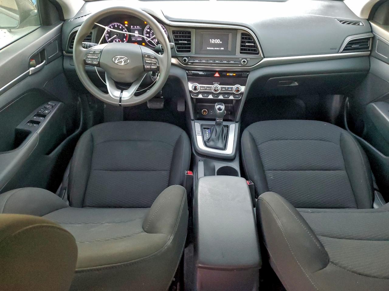 2020 HYUNDAI ELANTRA SE photo 8