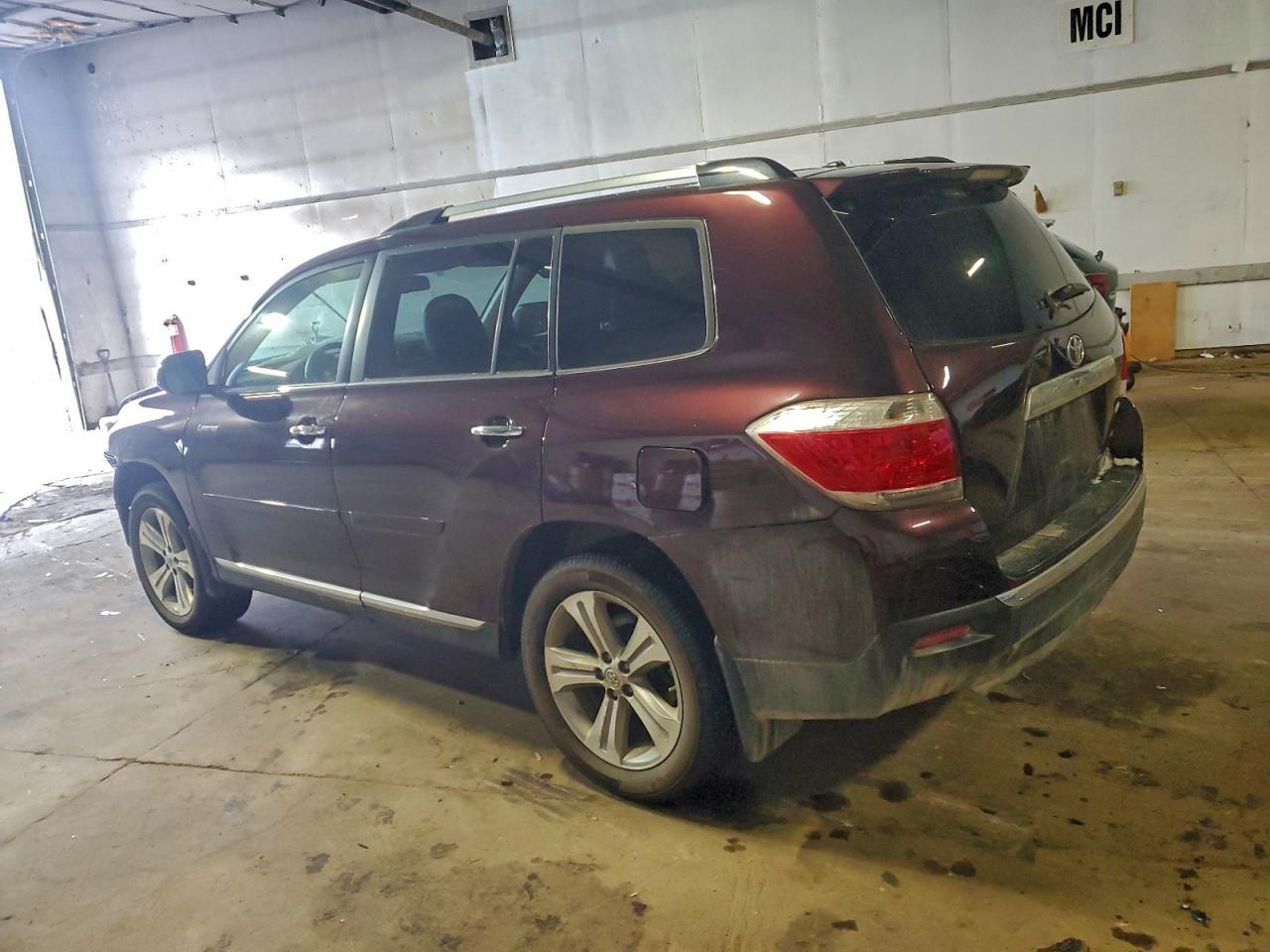 2013 TOYOTA HIGHLANDER LIMITED photo 2
