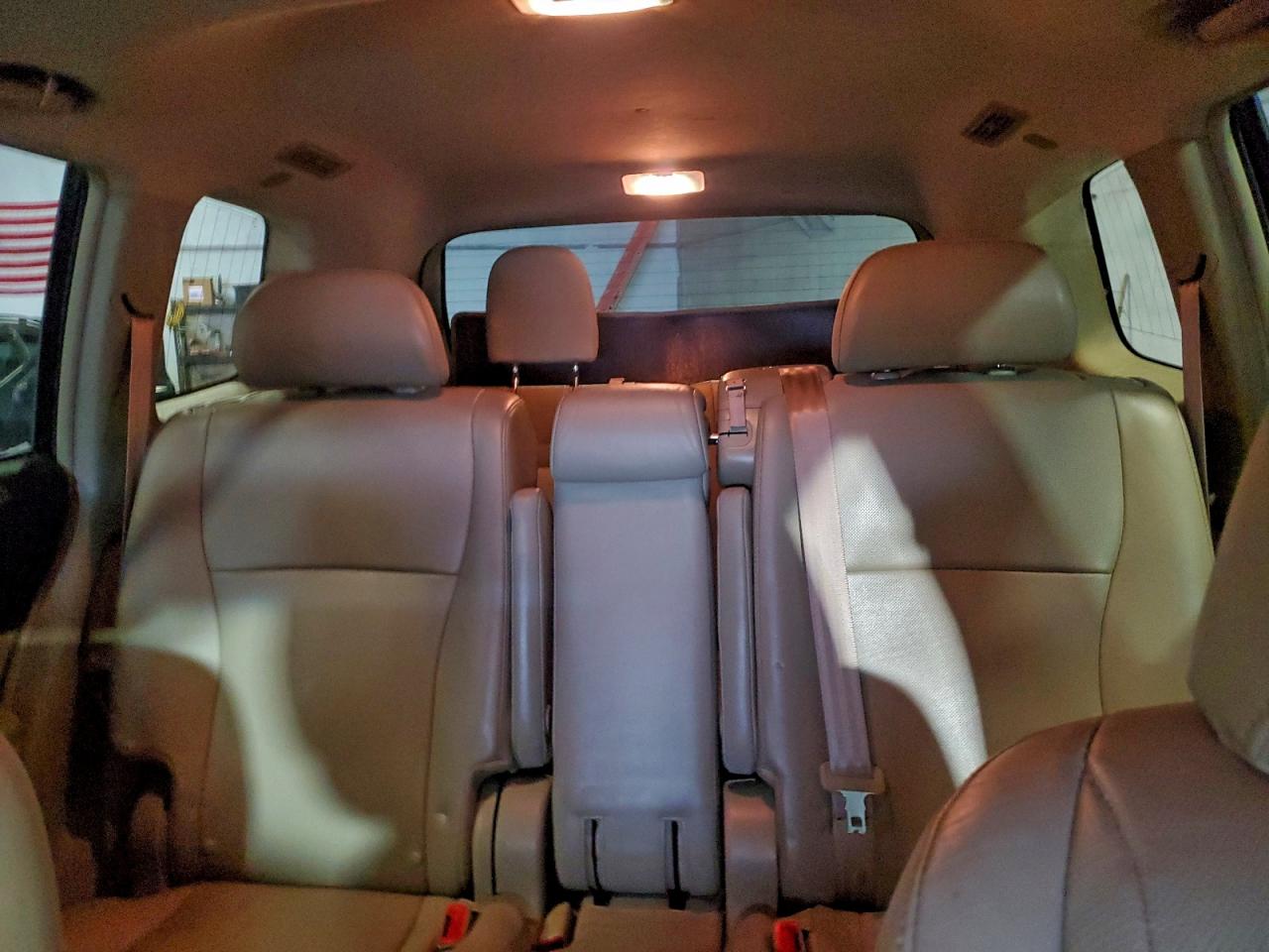 2013 TOYOTA HIGHLANDER LIMITED photo 10