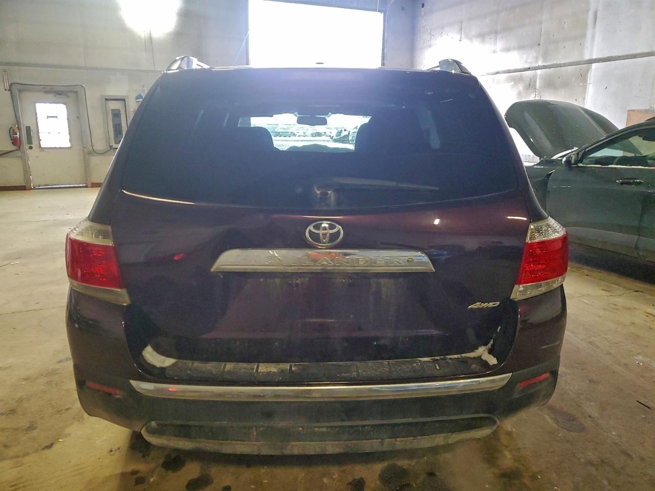 2013 TOYOTA HIGHLANDER LIMITED photo 6