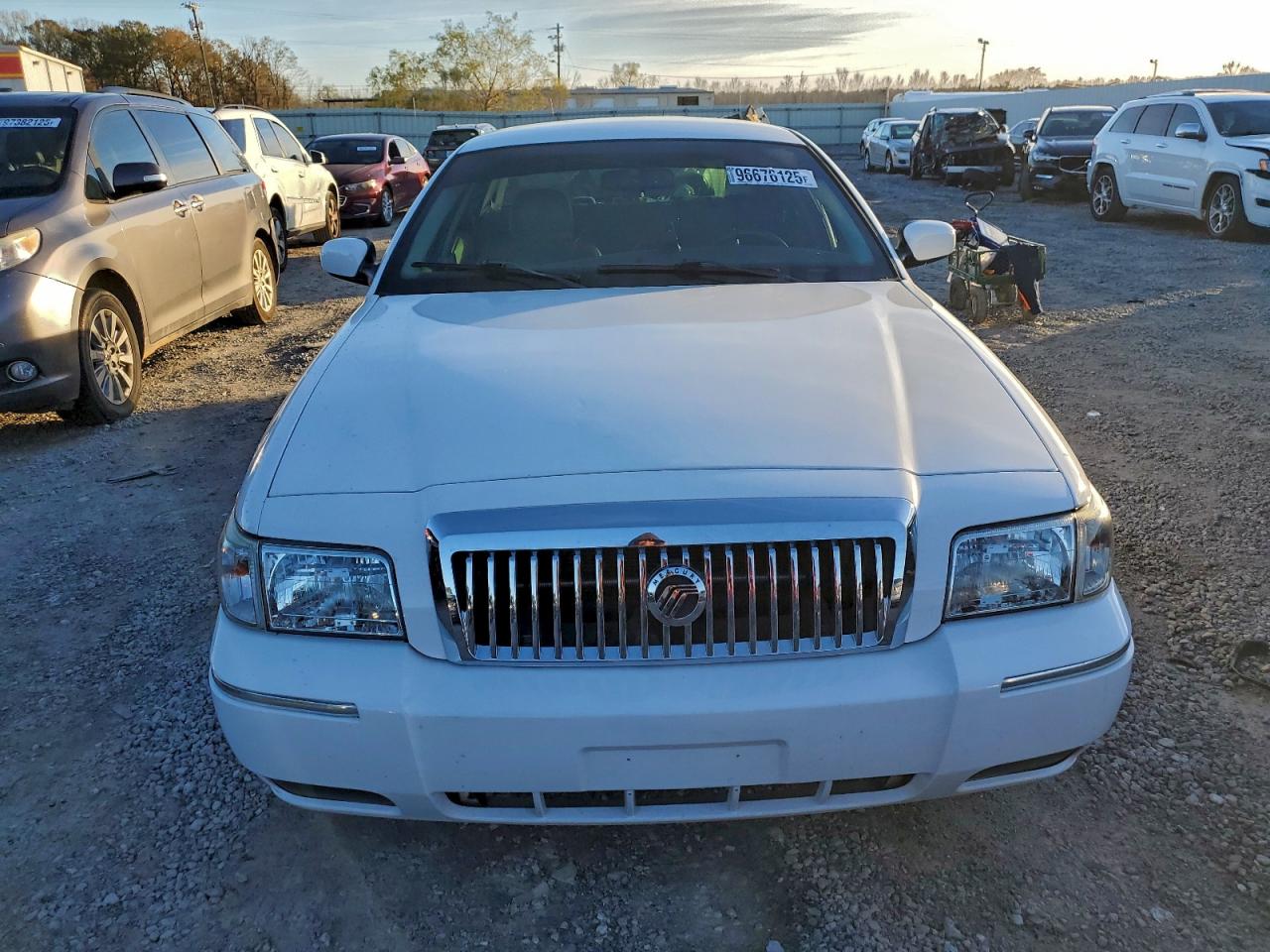 2009 MERCURY GRAND MARQUIS LS photo 5