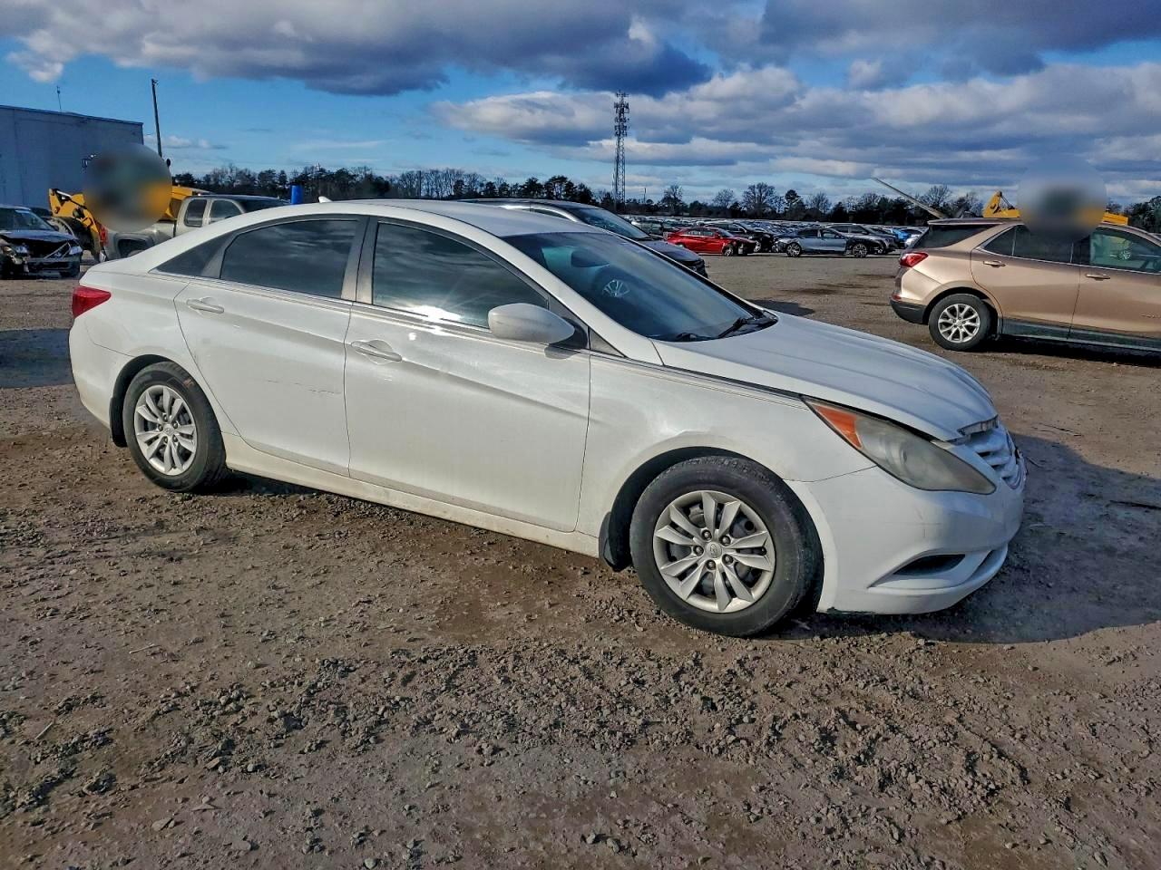 2011 HYUNDAI SONATA GLS photo 4