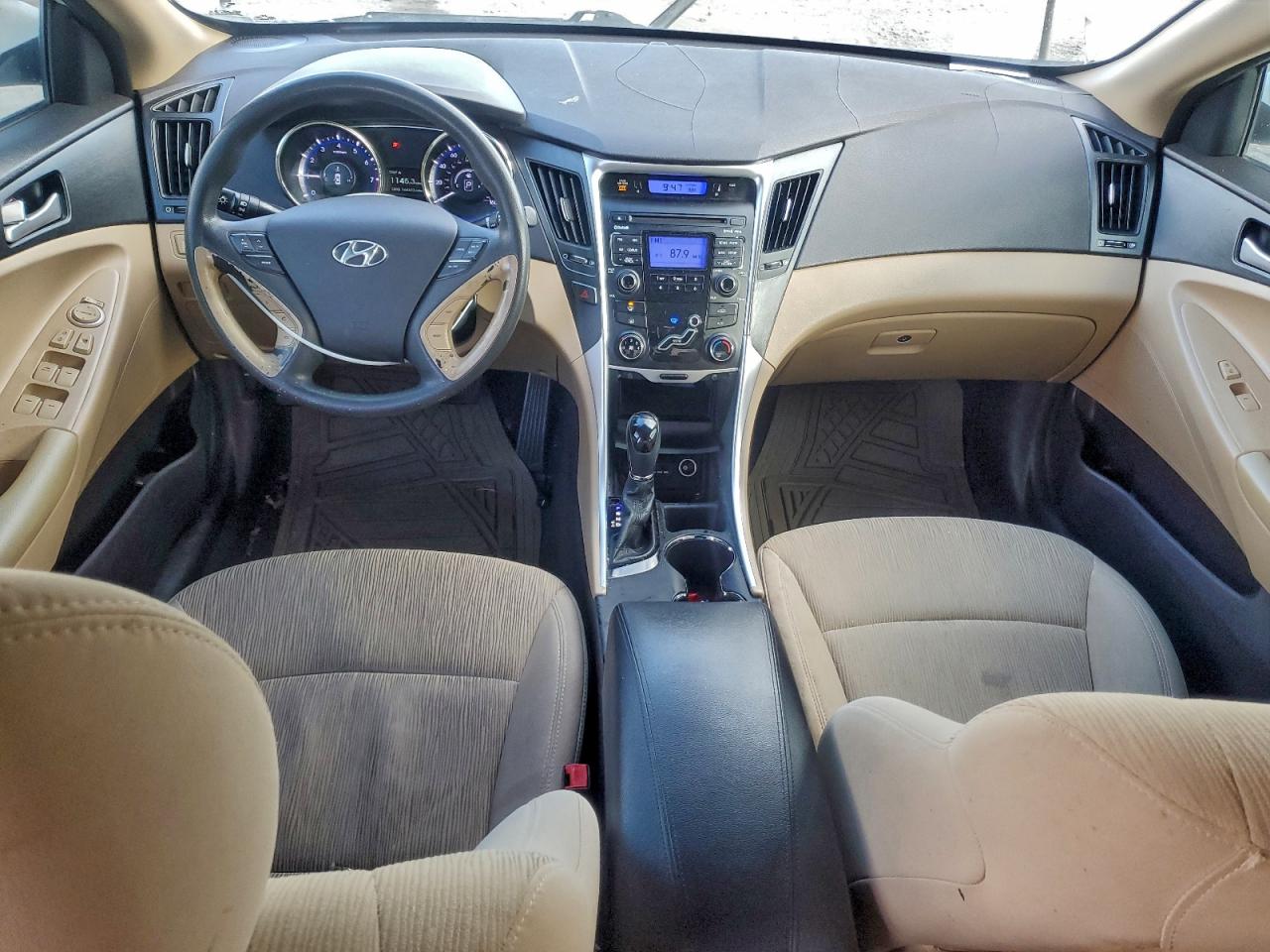 2011 HYUNDAI SONATA GLS photo 8