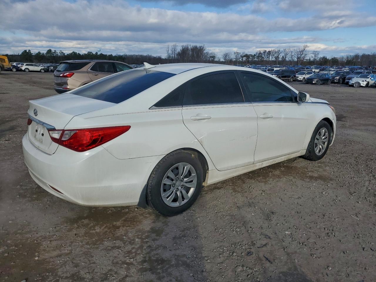 2011 HYUNDAI SONATA GLS photo 3