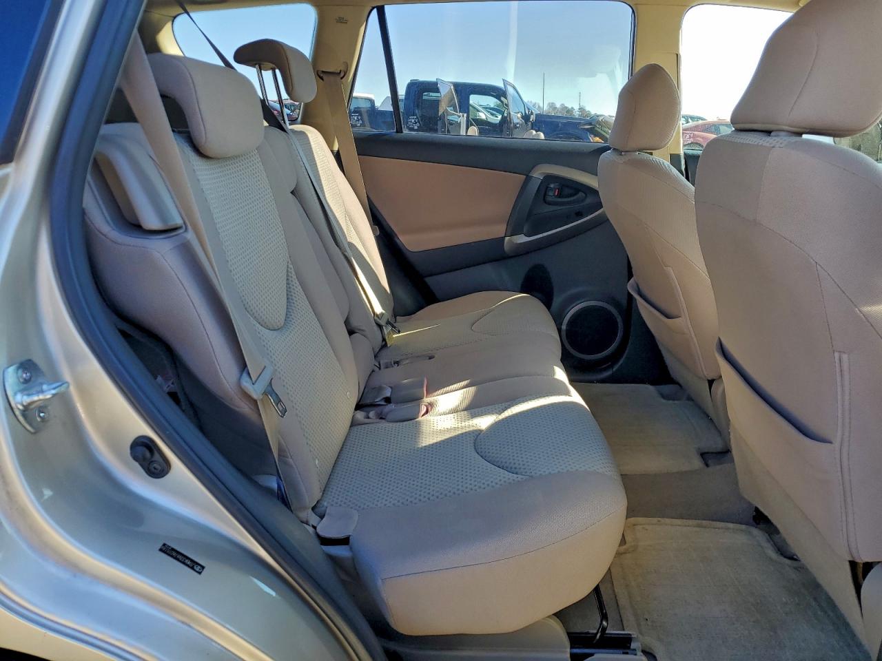 2007 TOYOTA RAV4 photo 11