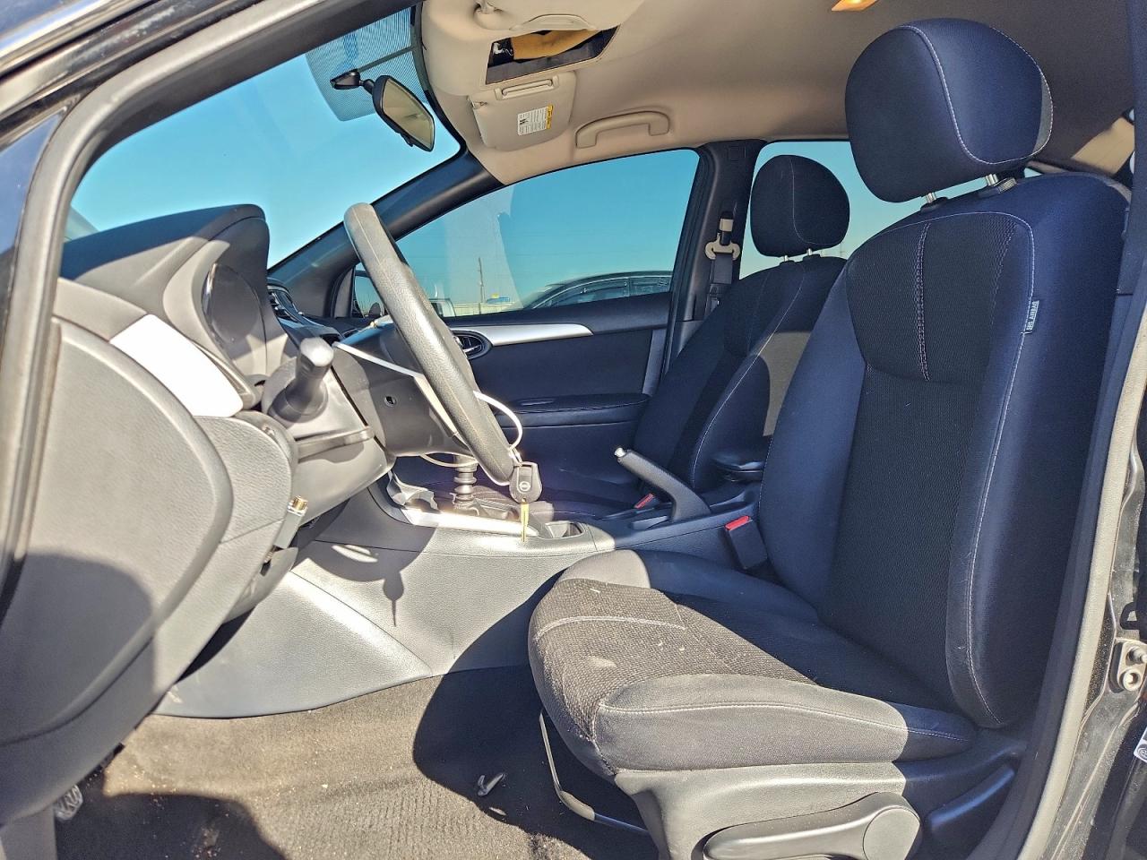 2017 NISSAN SENTRA S photo 7