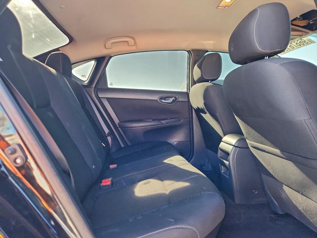 2017 NISSAN SENTRA S photo 10