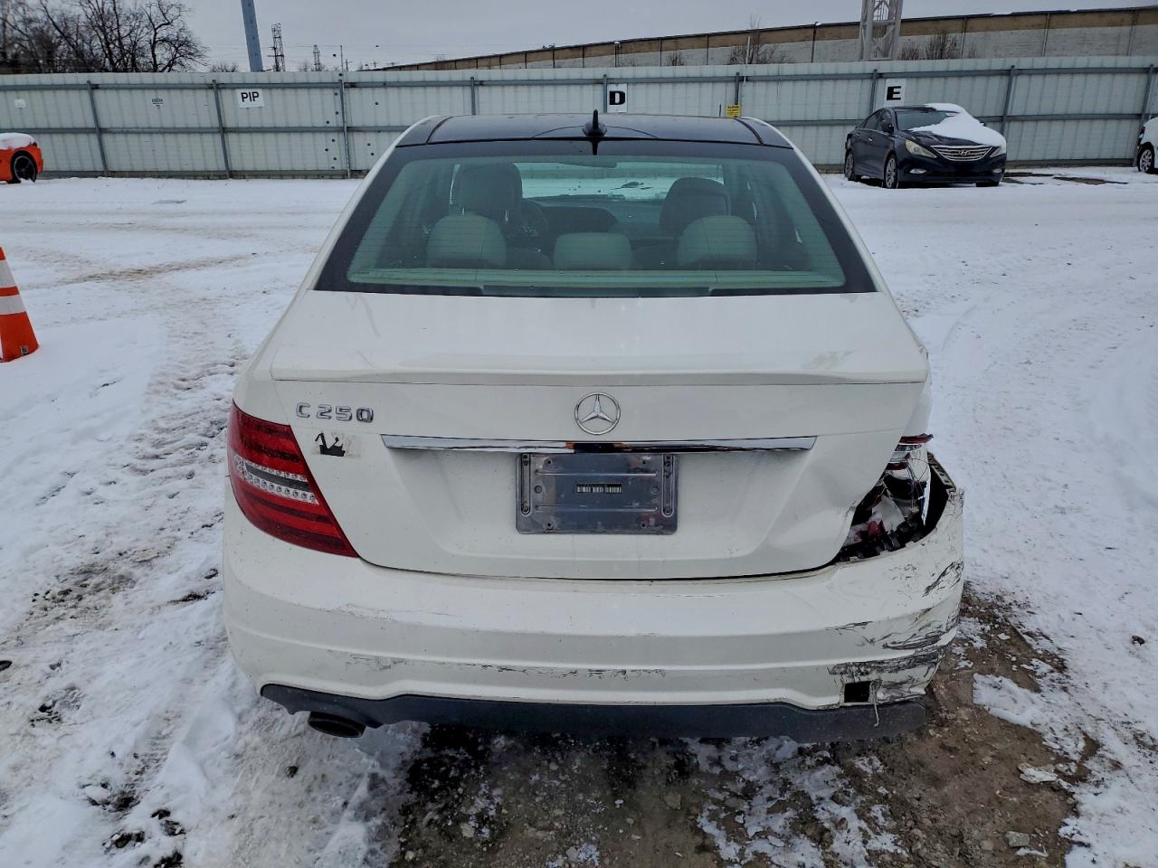 2013 MERCEDES-BENZ C 250 photo 6