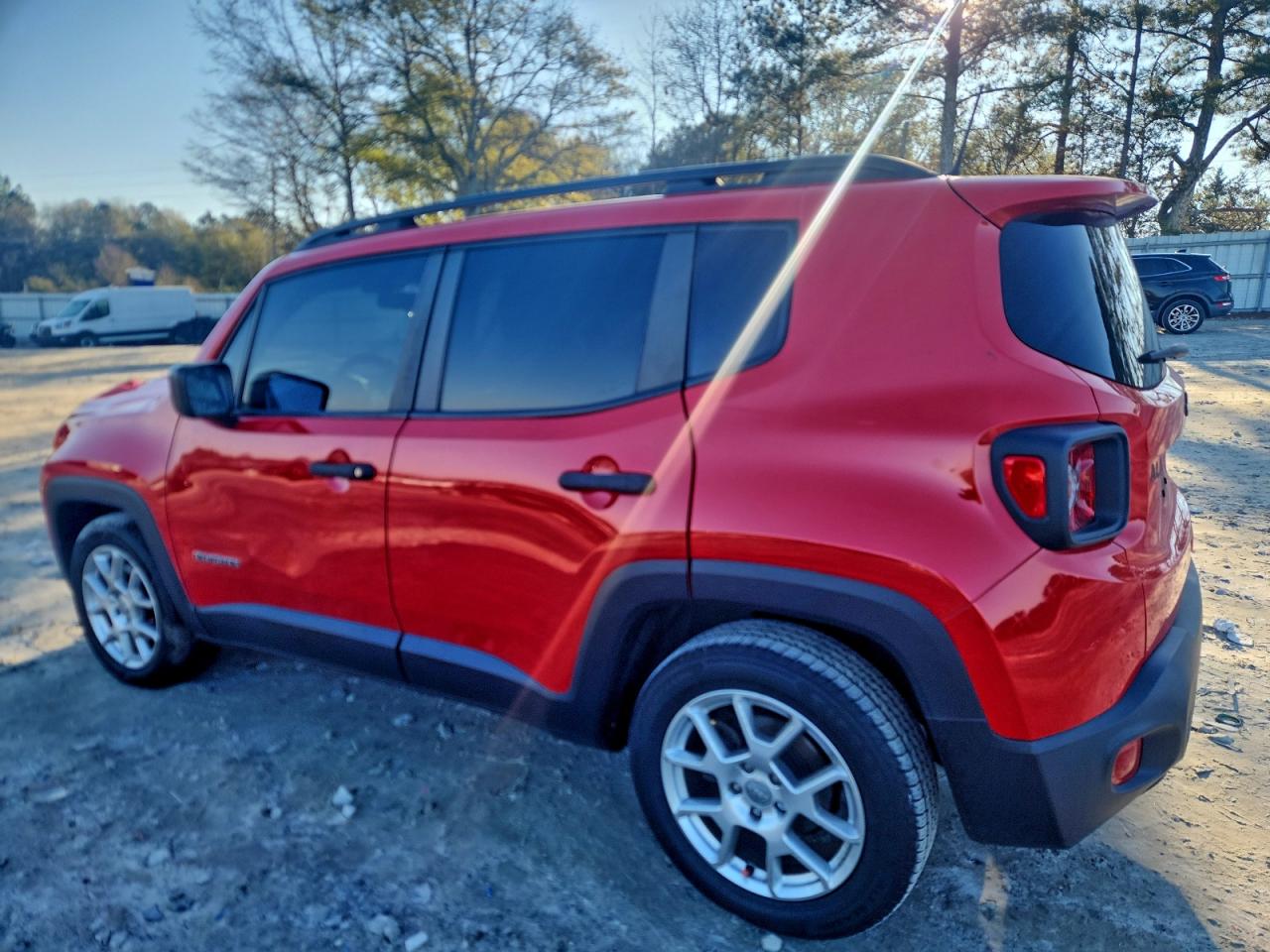 2020 JEEP RENEGADE SPORT photo 2