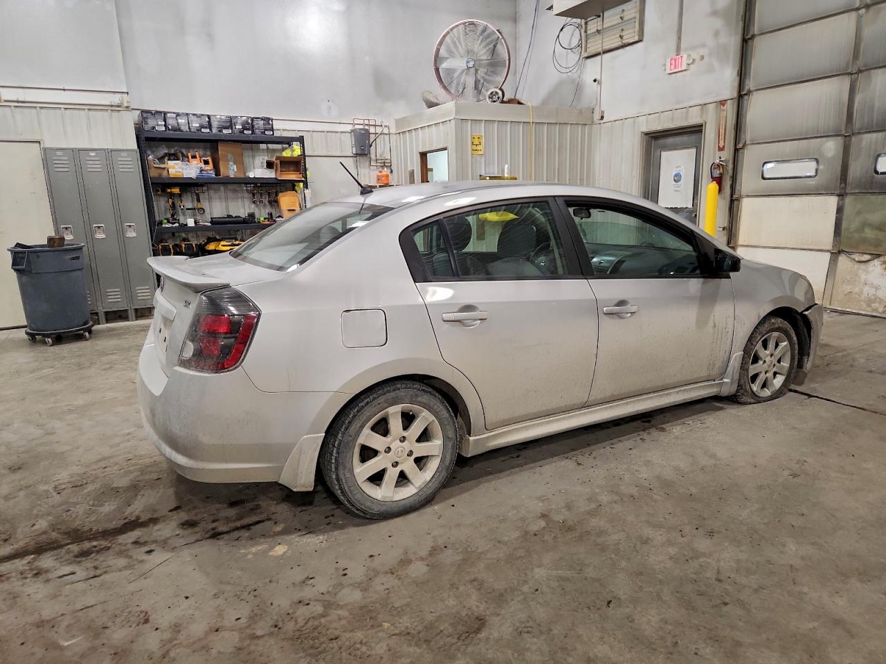 2010 NISSAN SENTRA 2.0 photo 3