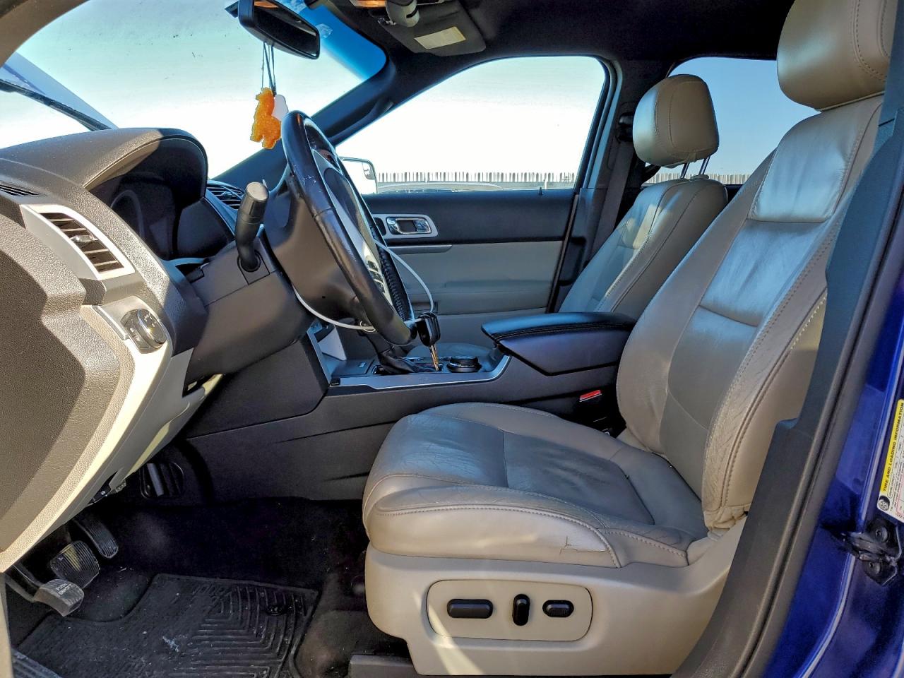 2013 FORD EXPLORER XLT photo 7