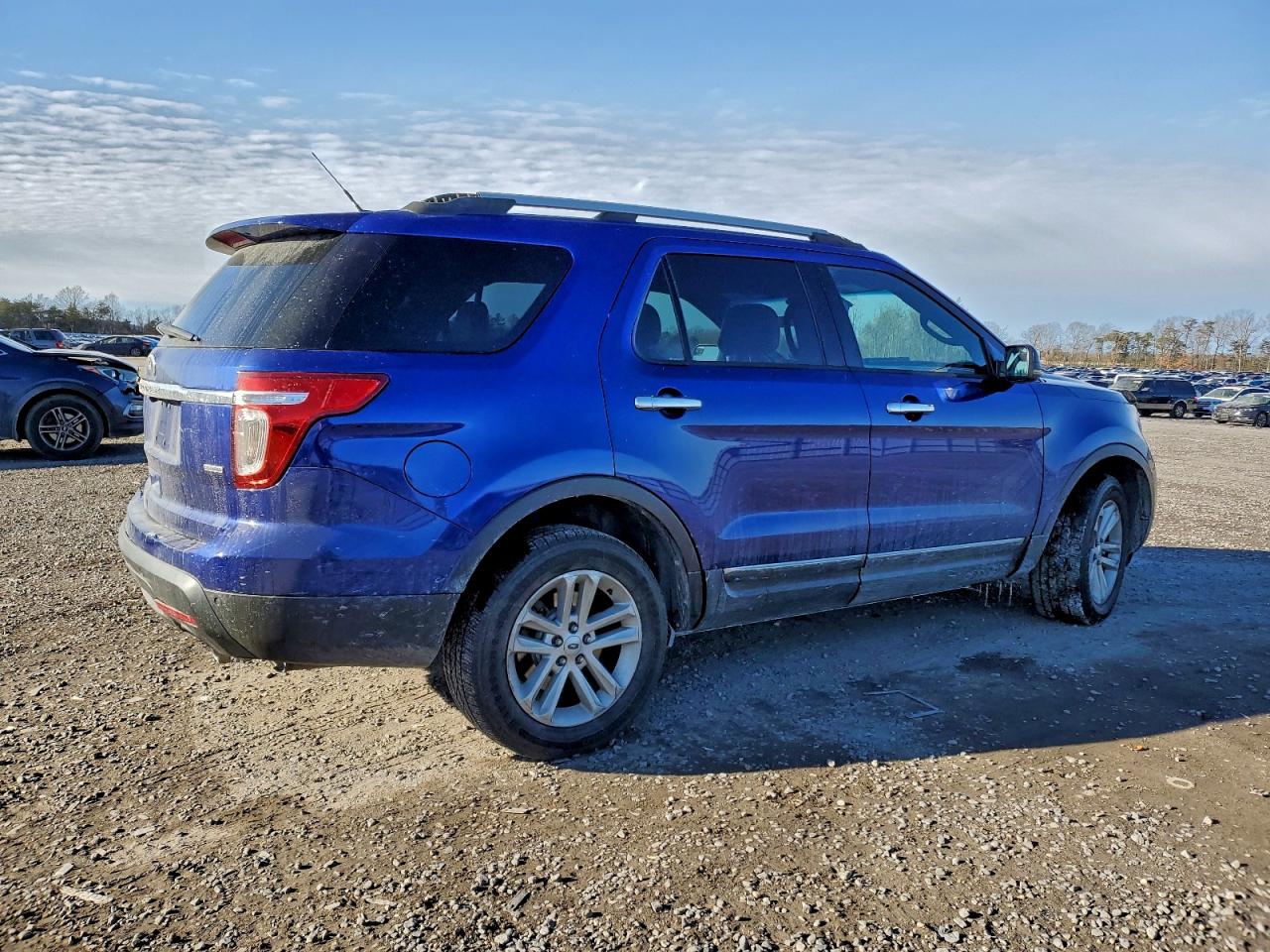 2013 FORD EXPLORER XLT photo 3