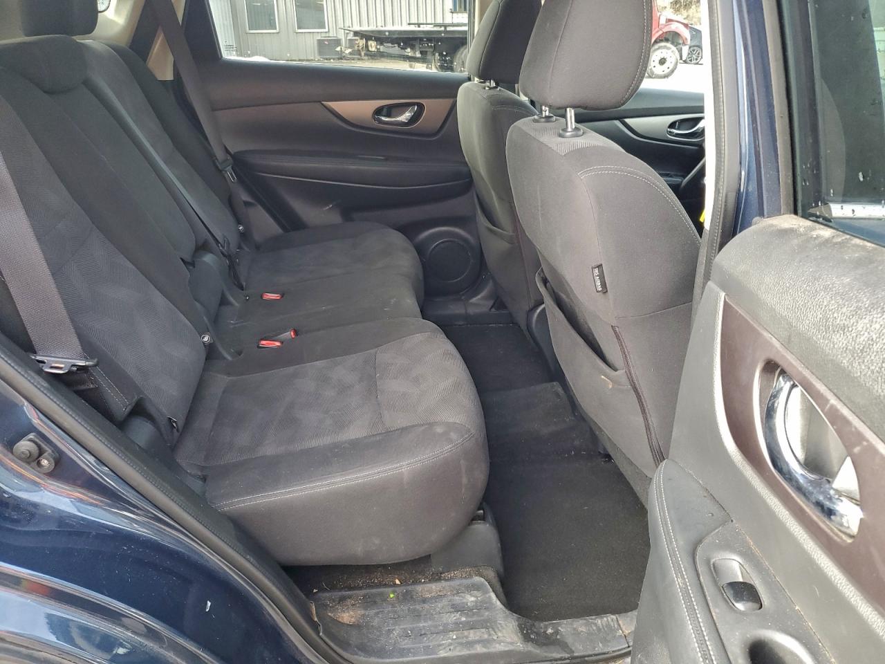 2016 NISSAN ROGUE S photo 11