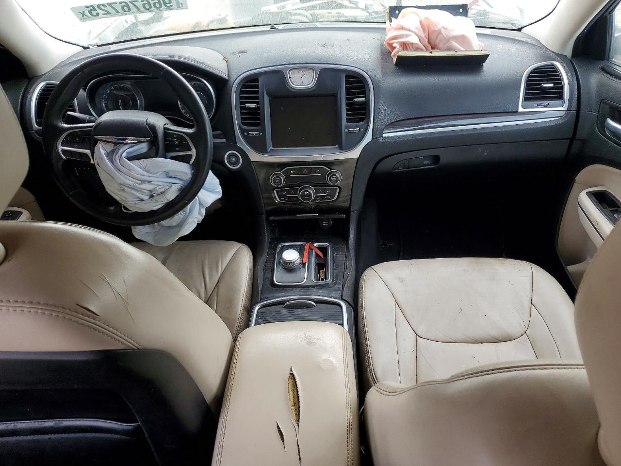 2015 CHRYSLER 300 LIMITED photo 8