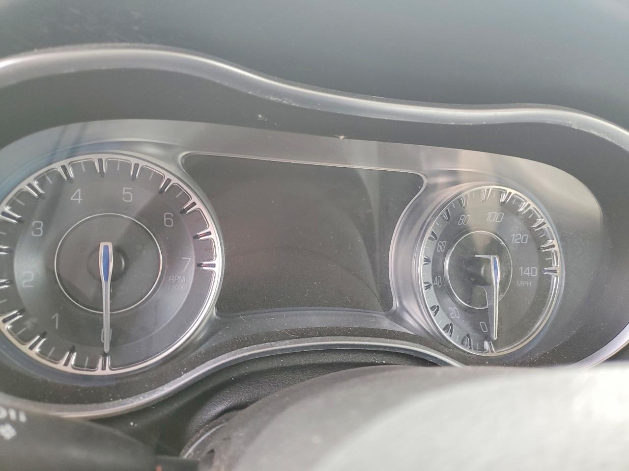 2015 CHRYSLER 300 LIMITED photo 9