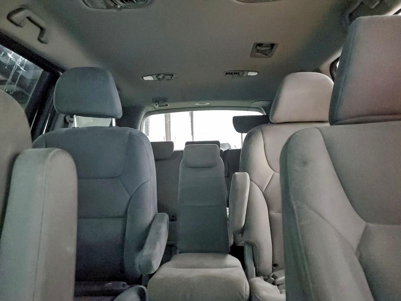 2010 HONDA ODYSSEY EX photo 10