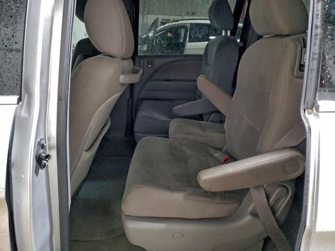 2010 HONDA ODYSSEY EX photo 11