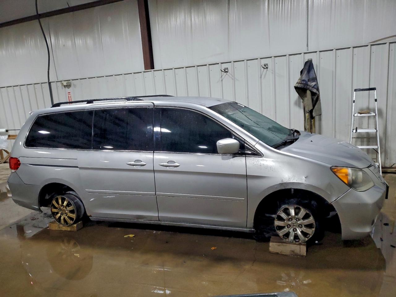 2010 HONDA ODYSSEY EX photo 4
