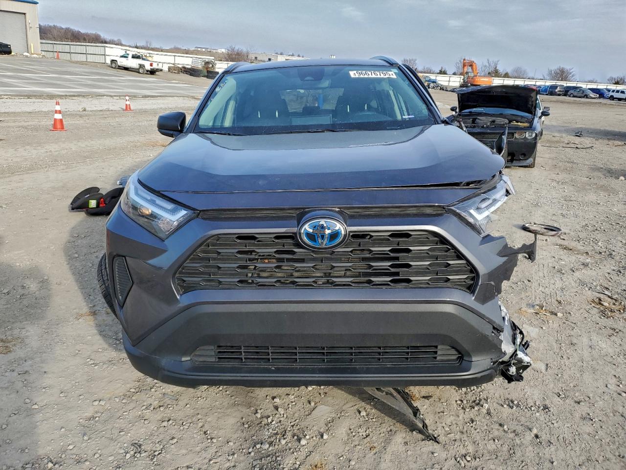 2024 TOYOTA RAV4 LE photo 5