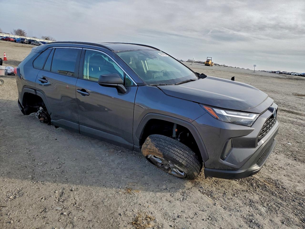 2024 TOYOTA RAV4 LE photo 4