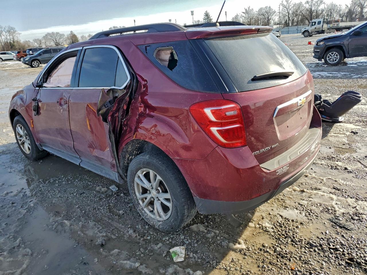 2017 CHEVROLET EQUINOX LT photo 2