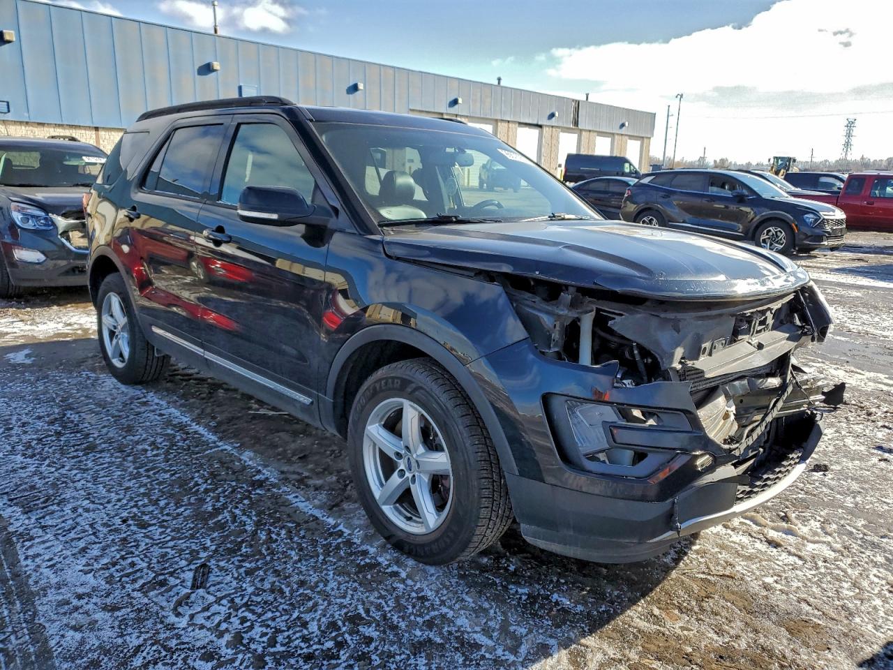 2017 FORD EXPLORER XLT photo 7