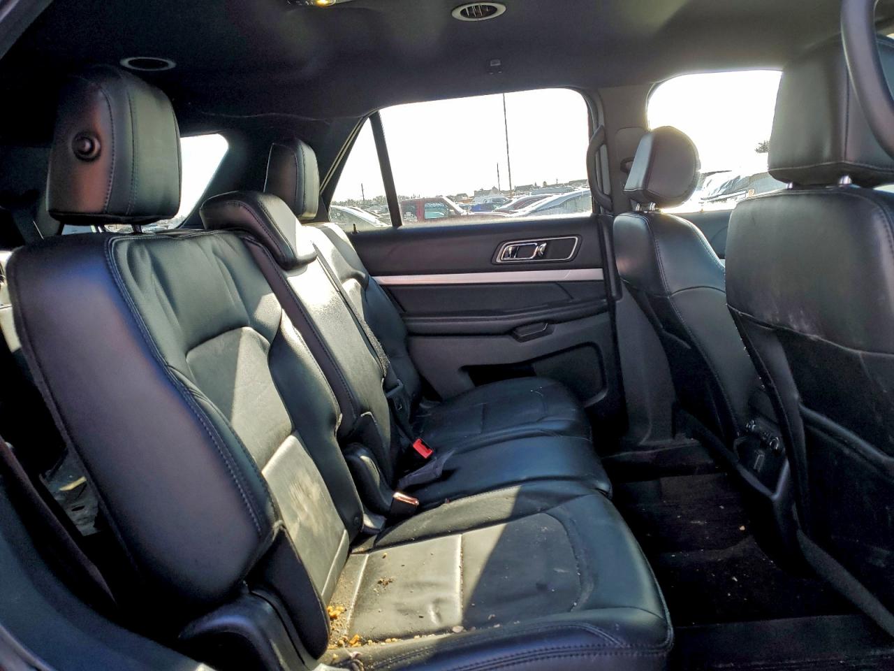 2017 FORD EXPLORER XLT photo 21