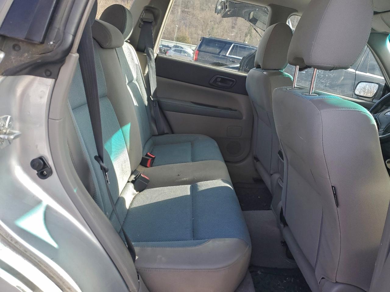 2005 SUBARU FORESTER 2.5X photo 11
