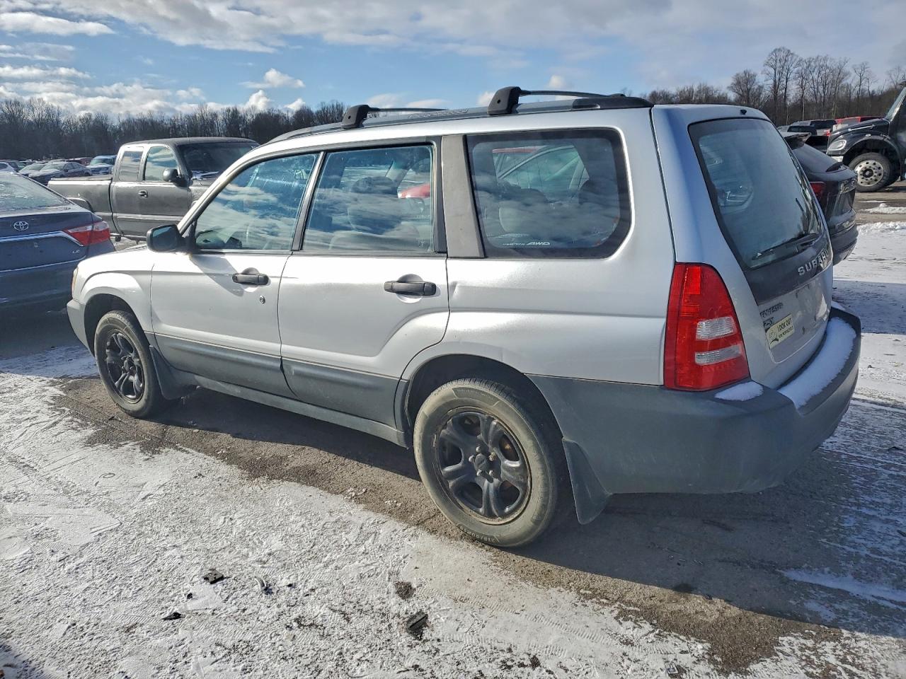 2005 SUBARU FORESTER 2.5X photo 2