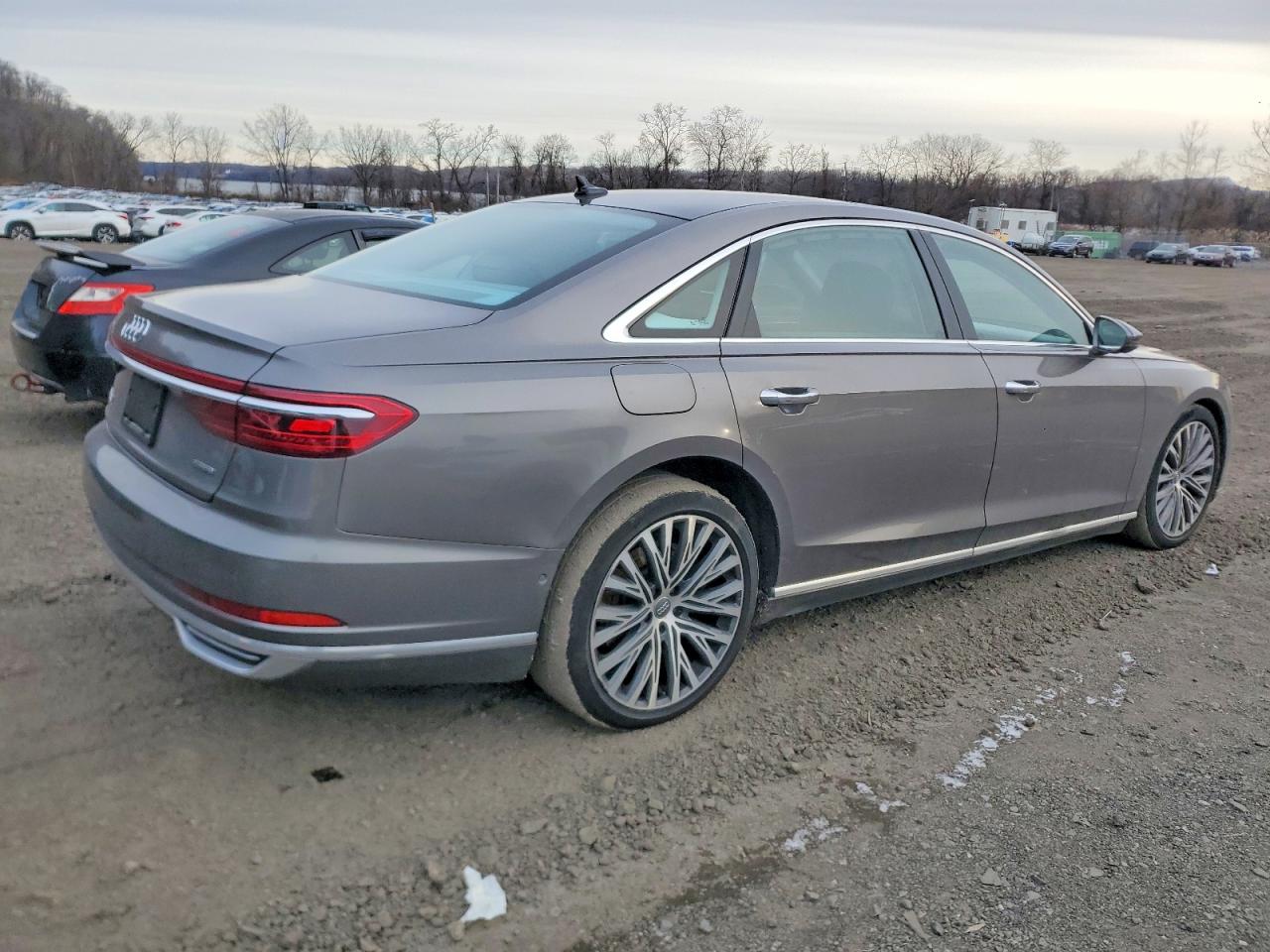 2020 AUDI A8 L photo 3