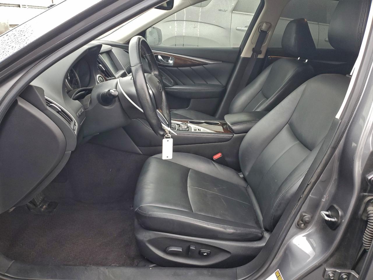 2018 INFINITI Q50 LUXE photo 7