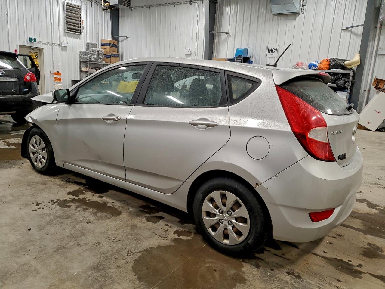 2015 HYUNDAI ACCENT GS photo 2