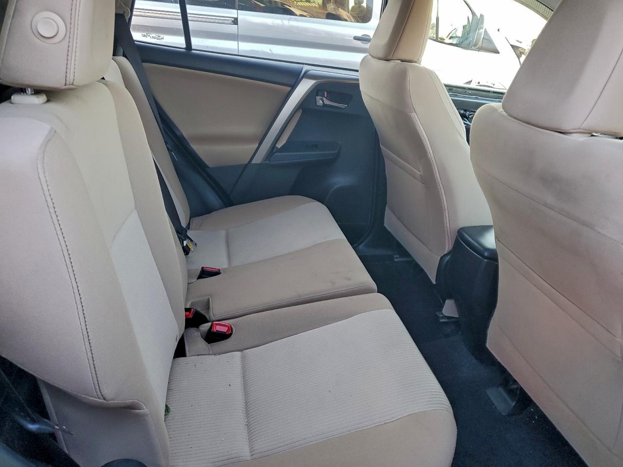 2014 TOYOTA RAV4 XLE photo 11