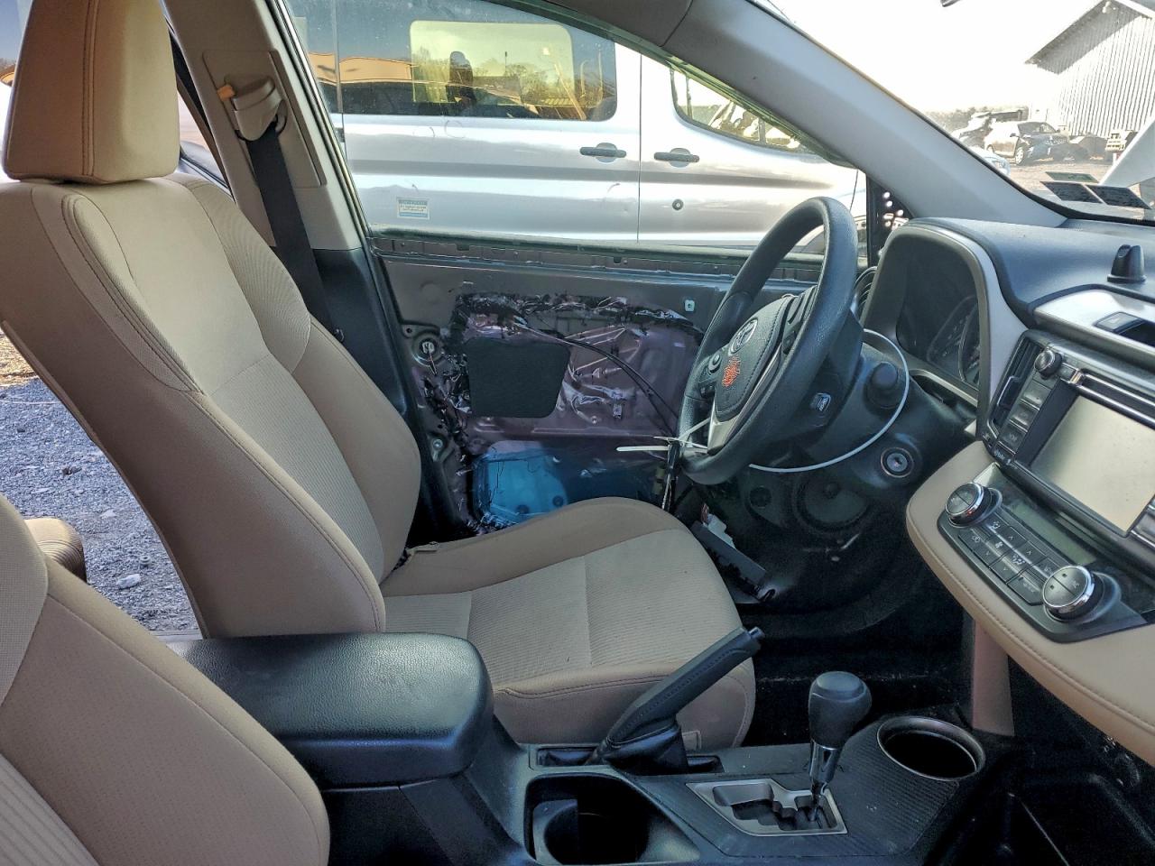 2014 TOYOTA RAV4 XLE photo 7