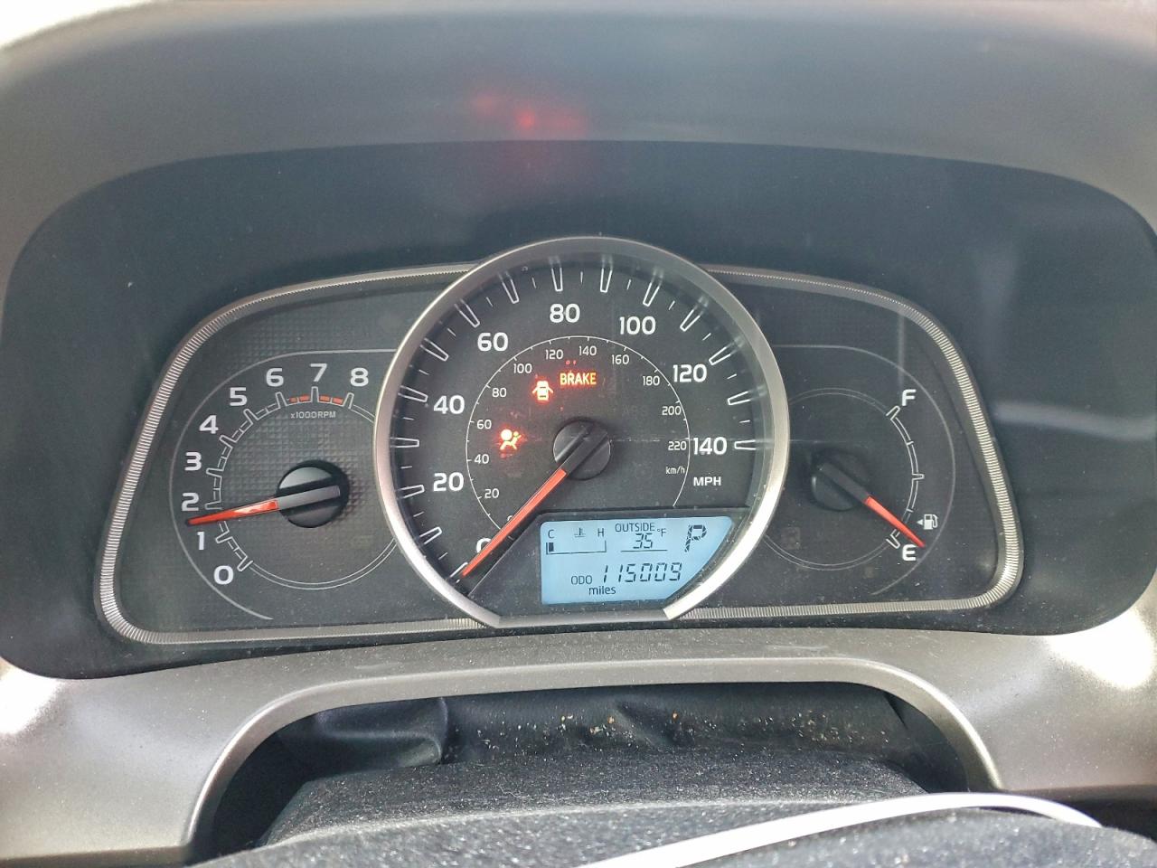 2014 TOYOTA RAV4 XLE photo 9