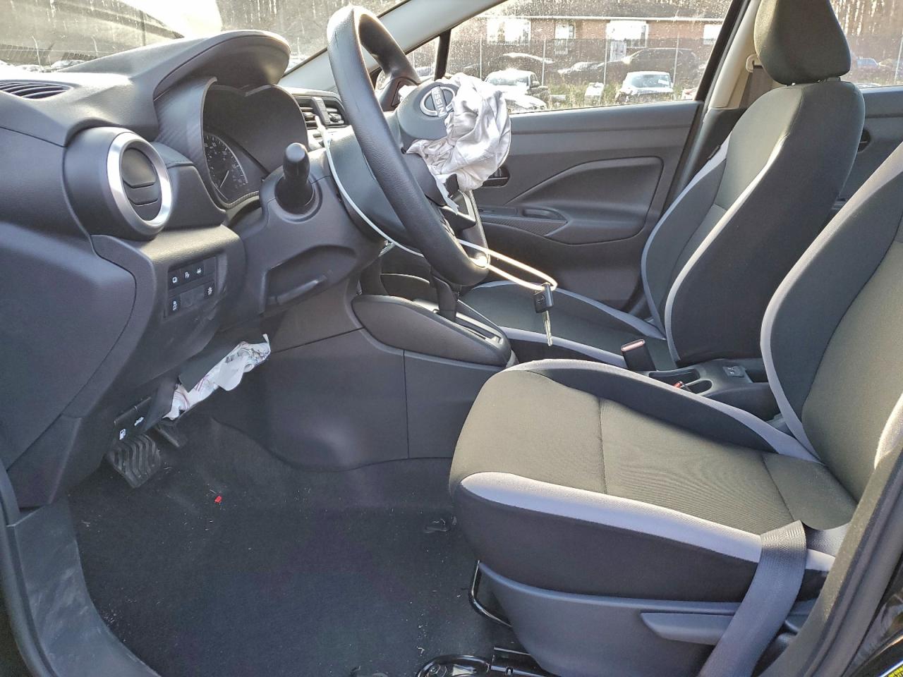 2025 NISSAN VERSA S photo 7