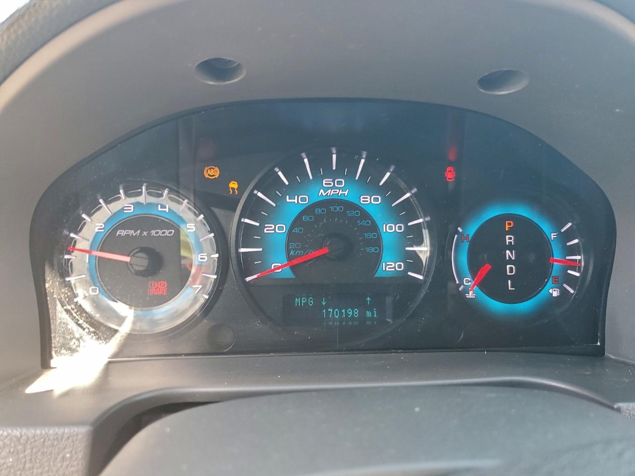 2010 FORD FUSION SE photo 9
