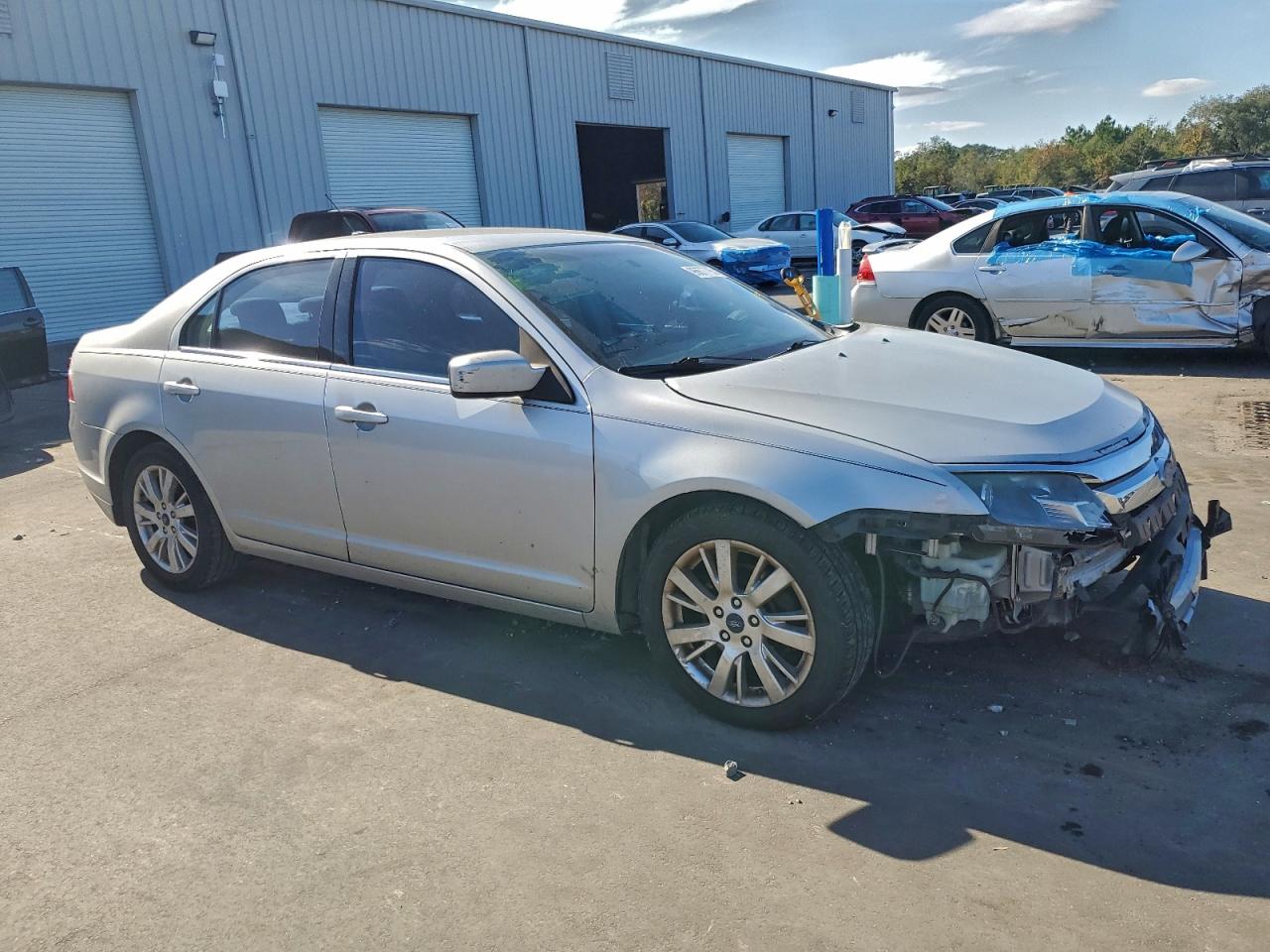 2010 FORD FUSION SE photo 4