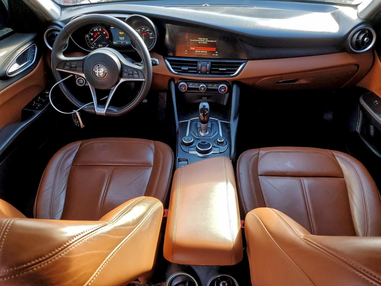 2017 ALFA ROMEO GIULIA photo 8