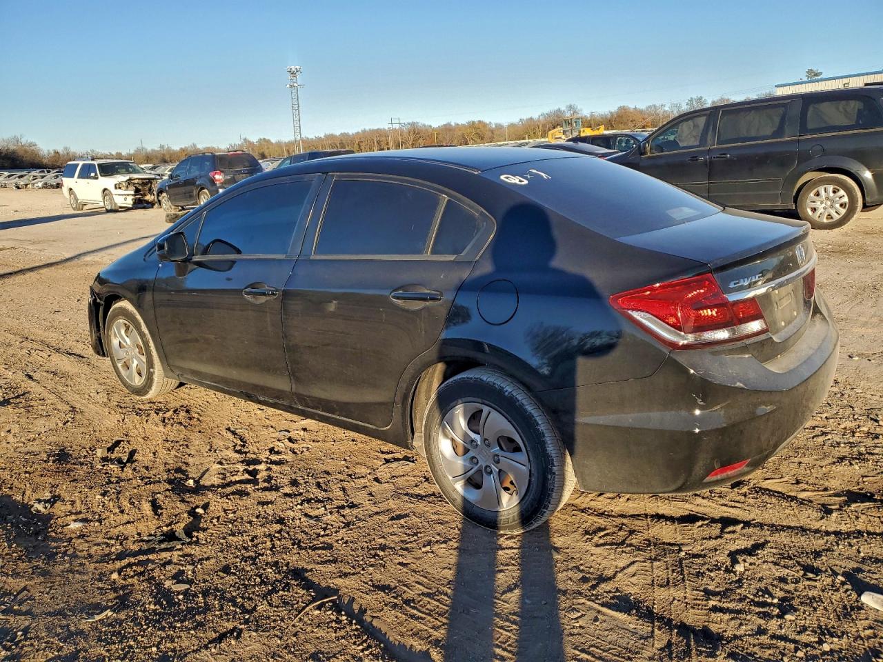 2013 HONDA CIVIC LX photo 2