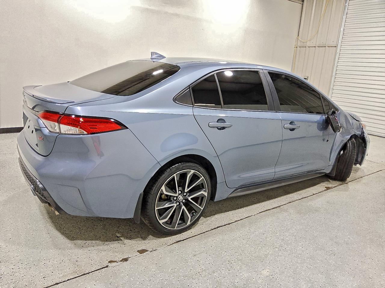 2020 TOYOTA COROLLA SE photo 3