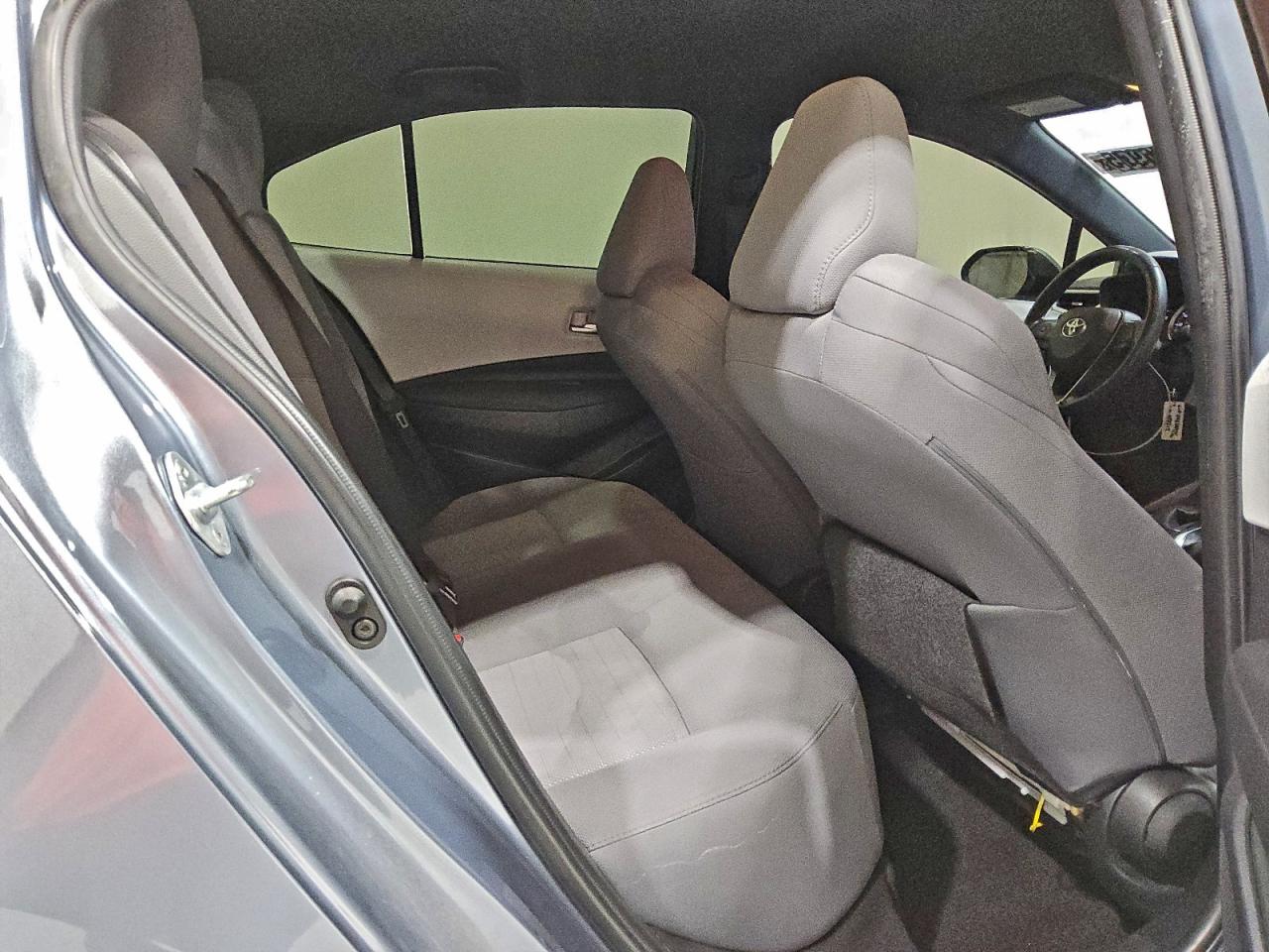 2020 TOYOTA COROLLA SE photo 10