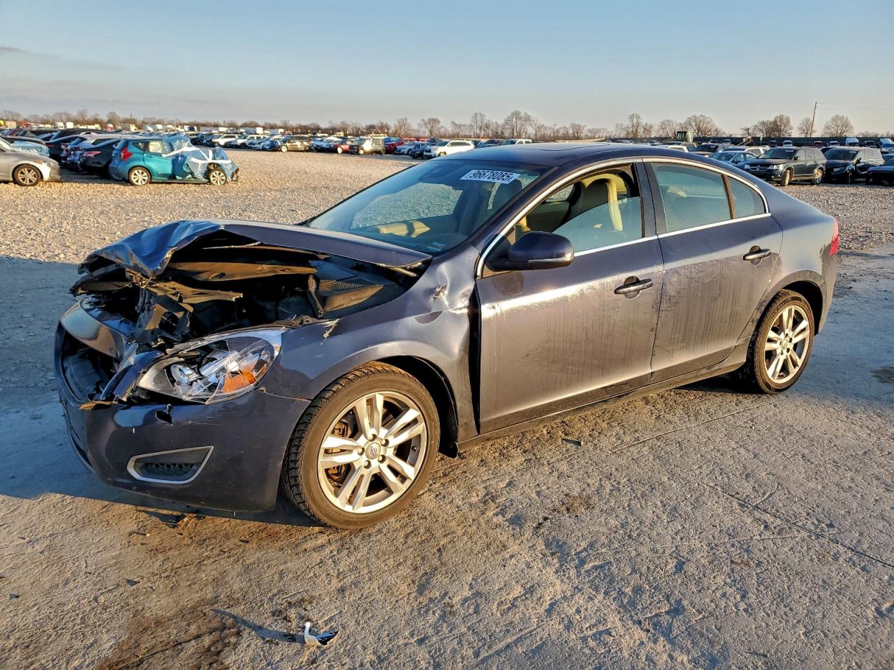 2013 VOLVO S60