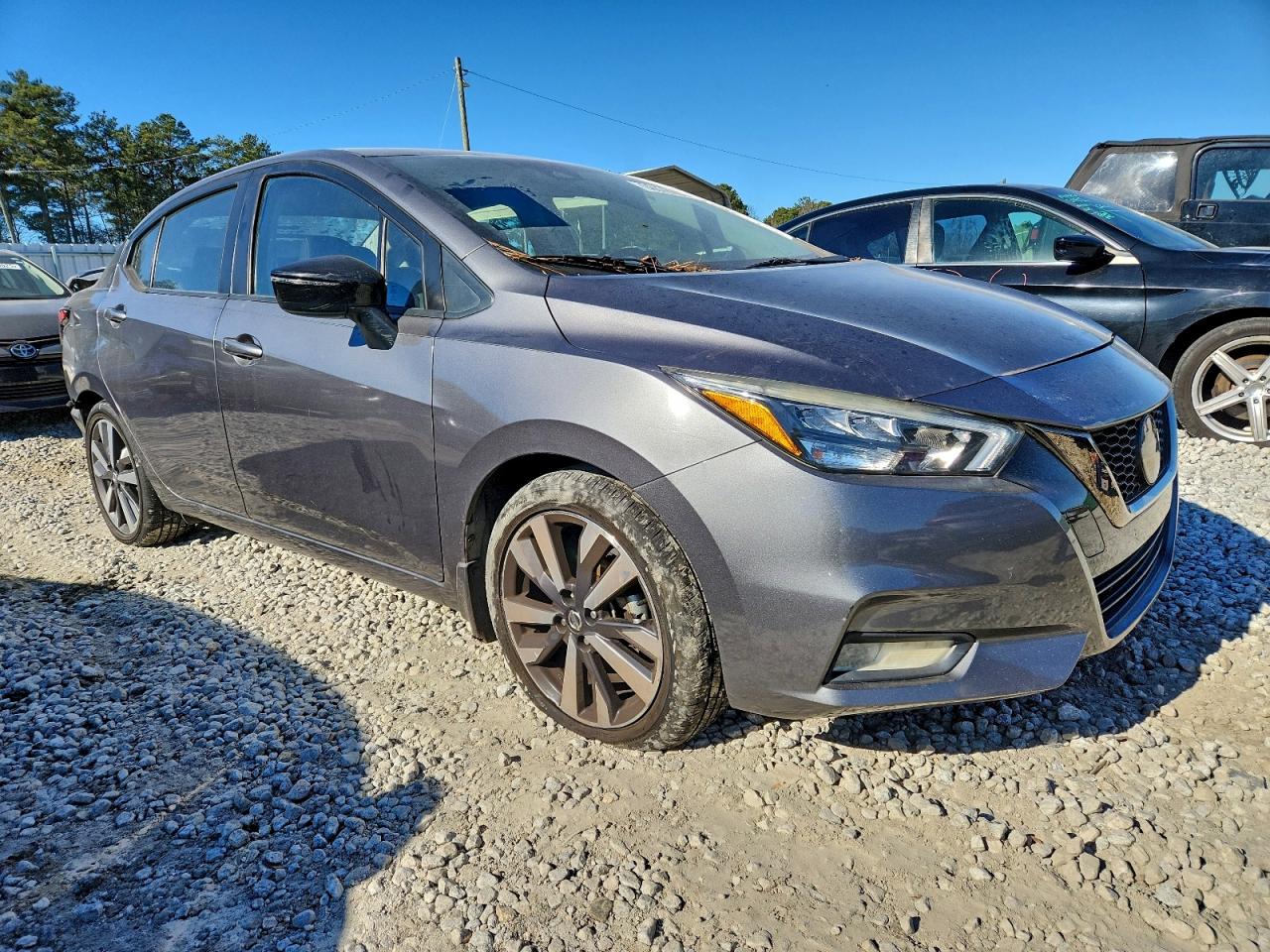 2020 NISSAN VERSA SR photo 4