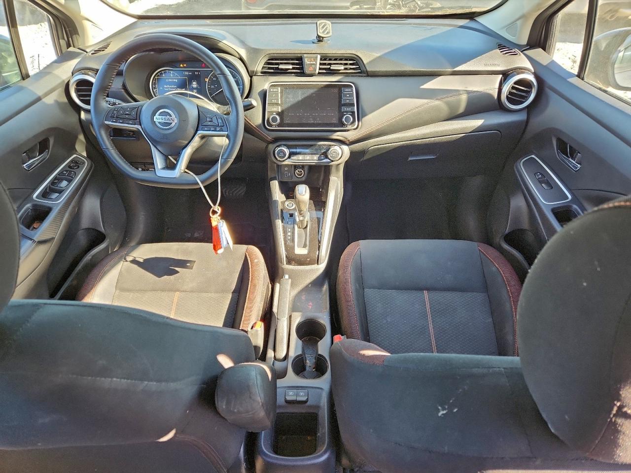 2020 NISSAN VERSA SR photo 8