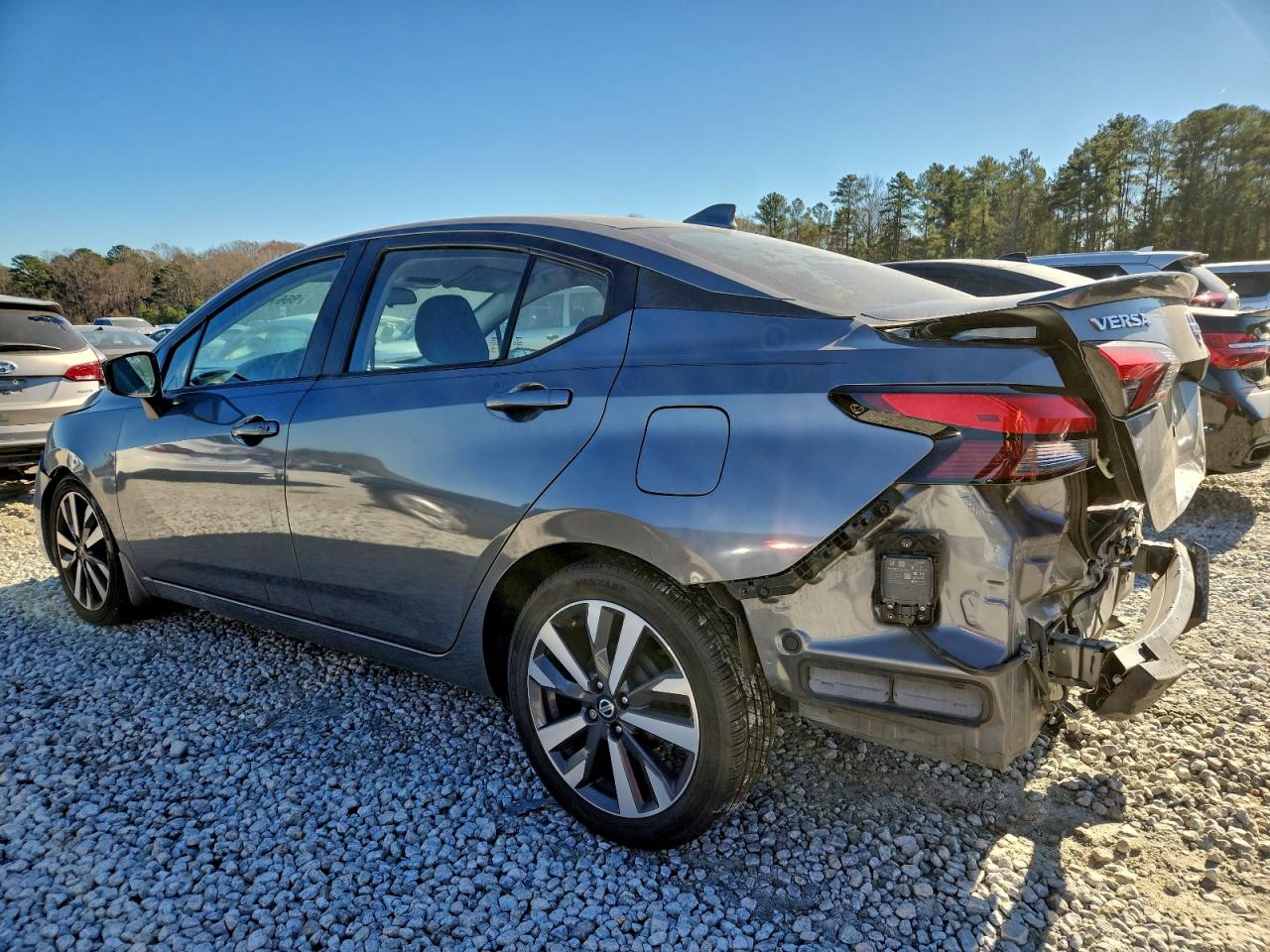 2020 NISSAN VERSA SR photo 2