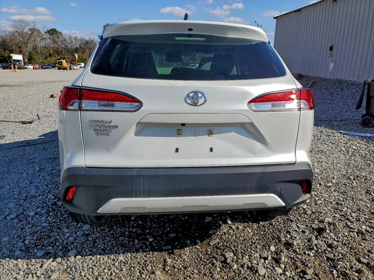2024 TOYOTA COROLLA CROSS L photo 6